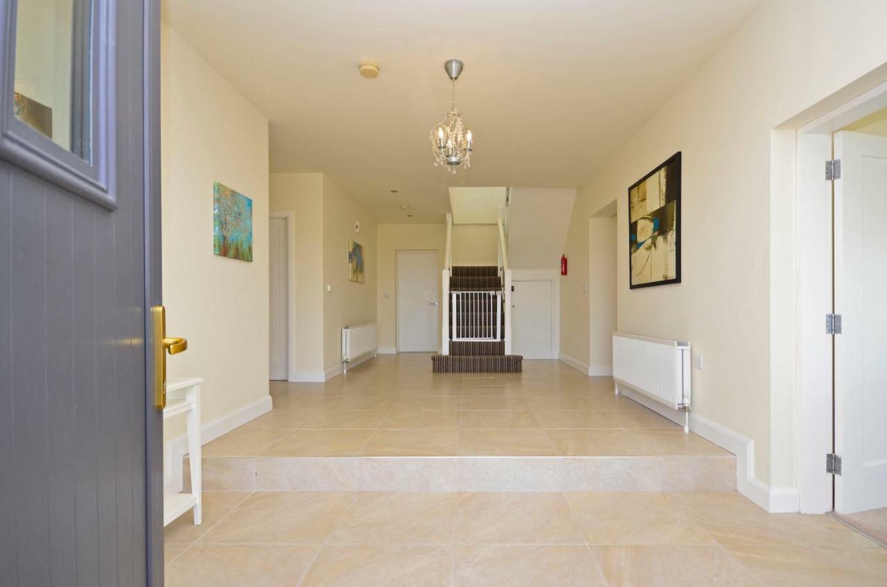 Property 260 - Moyard Exterior photo